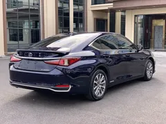 2021 Lexus ES 300h, синий — фото 6