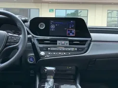 2021 Lexus ES 300h, синий — фото 18