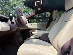 2025 Zeekr X 5-seat RWD, белый — фото 9
