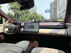2025 Zeekr X 5-seat RWD, белый — фото 11