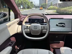 2025 Zeekr X 5-seat RWD, белый — фото 13