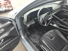 2021 Hyundai Elantra 1.5L CVT GLX Elite — фото 16