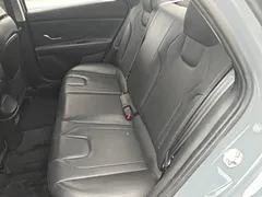 2021 Hyundai Elantra 1.5L CVT GLX Elite — фото 17