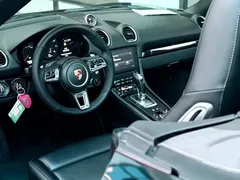 2022 Porsche 718 Boxster 2.0T — фото 7