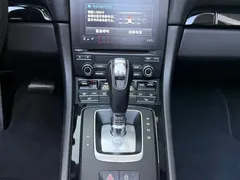 2022 Porsche 718 Boxster 2.0T — фото 10