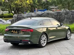 2021 Audi A5 Sportback 40 TFSI, зелёный — фото 4