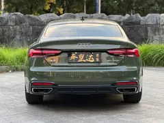 2021 Audi A5 Sportback 40 TFSI, зелёный — фото 5