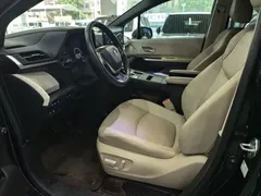 2021 Toyota Sienna 2.5L Hybrid Luxury, чёрный — фото 6