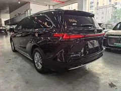2021 Toyota Sienna 2.5L Hybrid Luxury, чёрный — фото 21