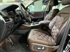 2022 BMW X5 30Li M, чёрный — фото 4