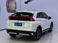 2021 Mitsubishi Eclipse Cross 1.5T CVT 4WD, белый — фото 4