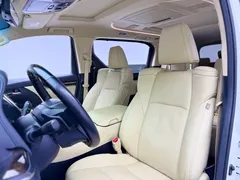 2021 Toyota Alphard Hybrid 2.5L Luxury, белый — фото 4