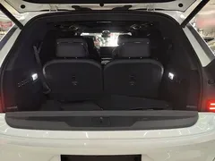 2025 Zeekr 9X Hyper 70kWh, белый — фото 19