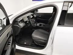 2026 BYD Seal 05 210KM, белый — фото 13