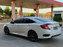 2019 Honda Civic 220TURBO CVT V, белый — фото 4