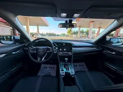 2019 Honda Civic 220TURBO CVT V, белый — фото 8