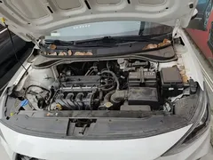 2020 Hyundai Elantra 1.6L AT GL, белый — фото 20