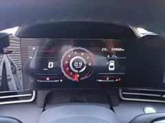 2022 Hyundai Elantra 1.5L CVT LUX Premium, белый — фото 12