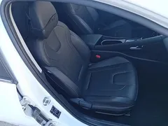 2022 Hyundai Elantra 1.5L CVT LUX Premium, белый — фото 25