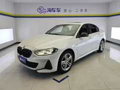 2021 BMW 1 Series 1 120i M, белый — фото 1