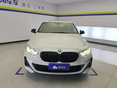 2021 BMW 1 Series 1 120i M, белый — фото 2