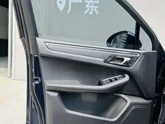 2021 Porsche Macan 2.0T, синий — фото 20