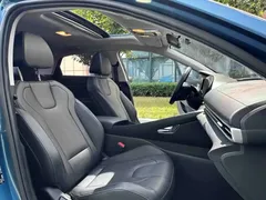 2022 Hyundai Elantra 1.5L CVT LUX Premium, синий — фото 19