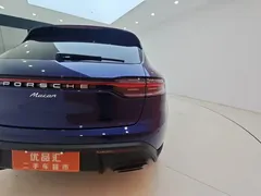 2022 Porsche Macan 2.0T, синий — фото 25