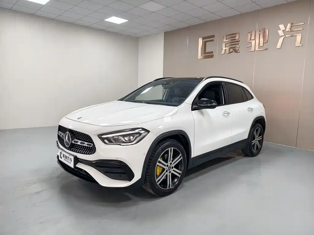 2020 Mercedes-Benz GLA 200 4MATIC