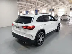 2020 Mercedes-Benz GLA 200 4MATIC, белый — фото 4