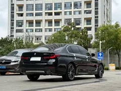 2022 BMW 5 Series 5 530Li M, чёрный — фото 7