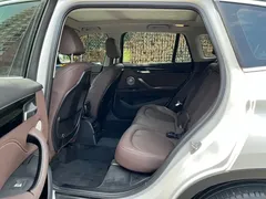 2021 BMW X1 Premium, белый — фото 6