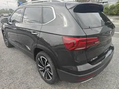 2022 Volkswagen Tharu 280TSI 2WD Luxury, чёрный — фото 7