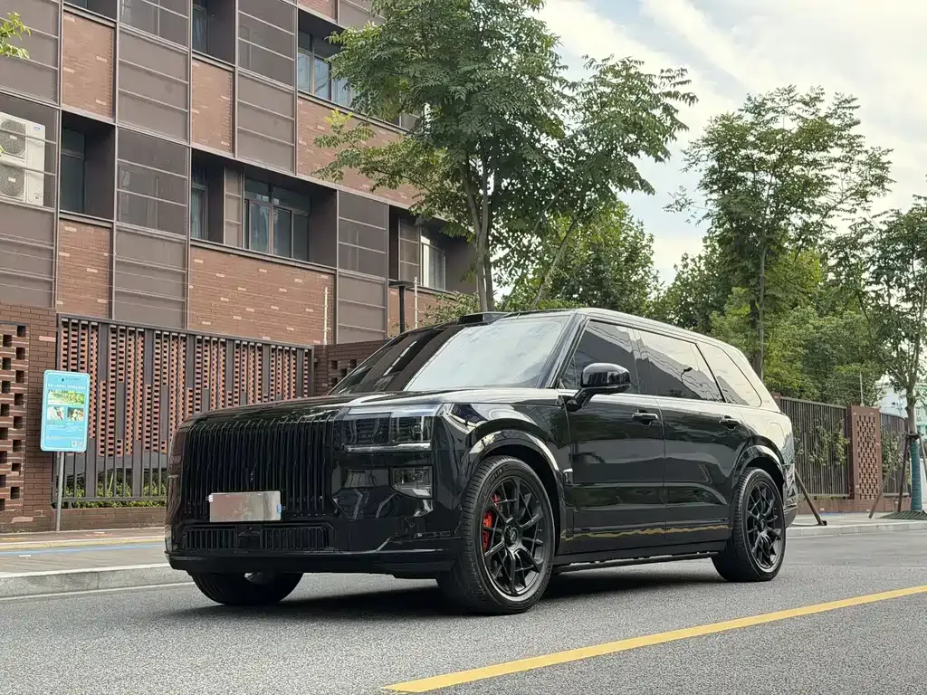 2025 Zeekr 9X 70kWh