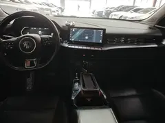 2022 MG MG5 180DVVT CVT Flagship — фото 14