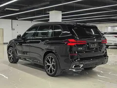 2023 BMW X5 30Li M, чёрный — фото 6
