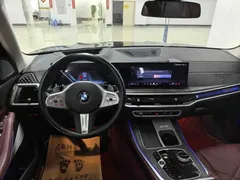 2023 BMW X5 30Li M, чёрный — фото 14