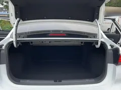 2022 Geely Emgrand 4th Gen 1.5L CVT Premium, белый — фото 17
