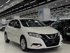 2021 Nissan Tiida 1.6L CVT, белый — фото 3