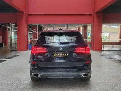 2023 BMW X5 30Li M, чёрный — фото 5
