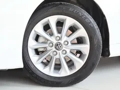 2022 Toyota Corolla 1.8L Hybrid E-CVT, белый — фото 4