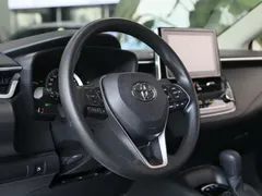 2022 Toyota Corolla 1.8L Hybrid E-CVT, белый — фото 8