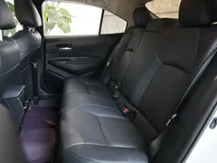 2022 Toyota Corolla 1.8L Hybrid E-CVT, белый — фото 15