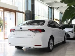 2022 Toyota Corolla 1.8L Hybrid E-CVT, белый — фото 16