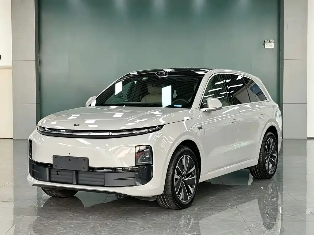 2025 Li Auto L6 Pro