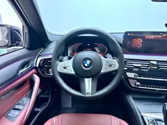 2023 BMW 5 Series 5 530Li M, чёрный — фото 14