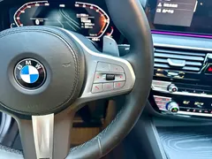 2023 BMW 5 Series 5 530Li M, чёрный — фото 16