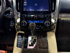 2021 Toyota Alphard Hybrid 2.5L Premium, чёрный — фото 20