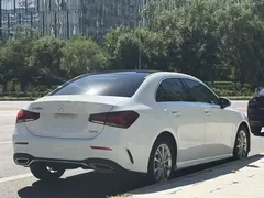 2021 Mercedes-Benz A-Class A 200 L, белый — фото 17