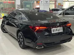 2022 Toyota Avalon 2.0L Luxury, чёрный — фото 2